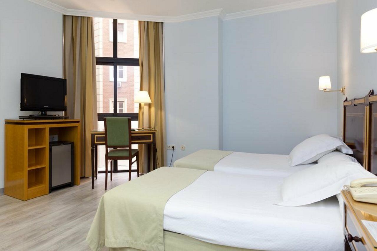 Don Curro Hotell 3*